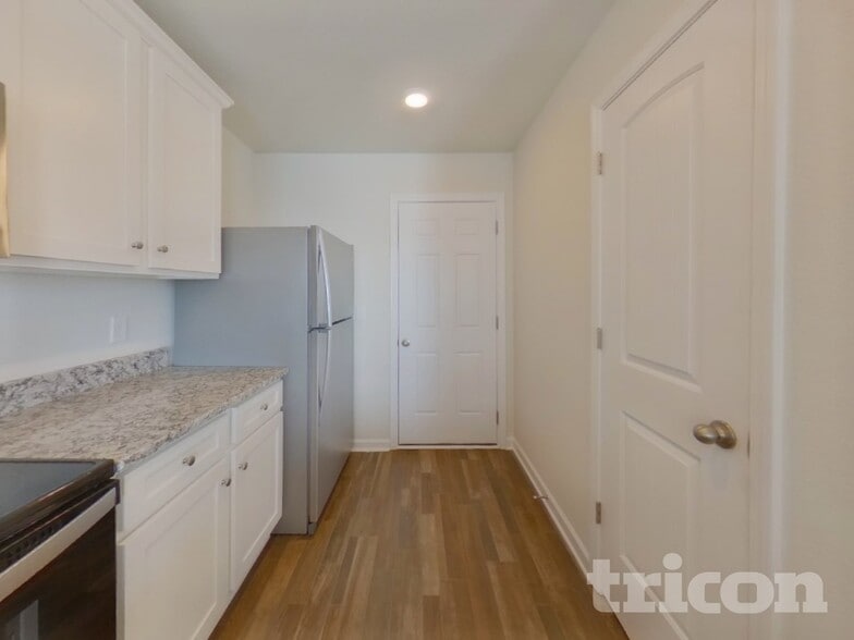 Building Photo - 4012 Reinfield Dr