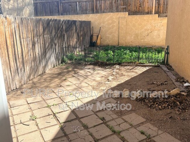 Building Photo - 10912 Towner Ave NE