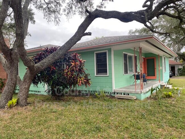Primary Photo - 214 S Highland Ave