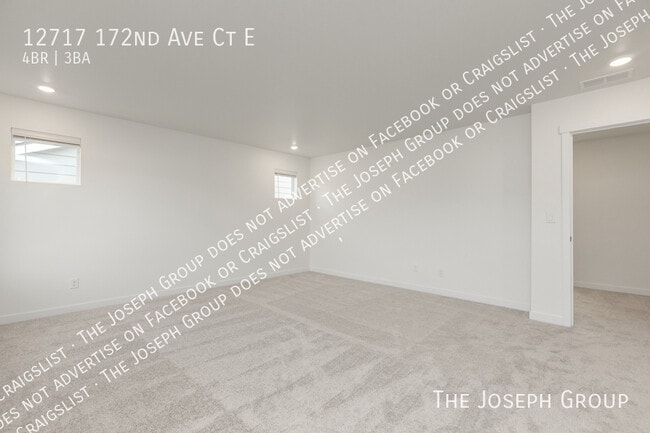 Building Photo - 12717 172nd Ave Ct E