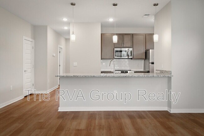 Building Photo - 918 Porter St