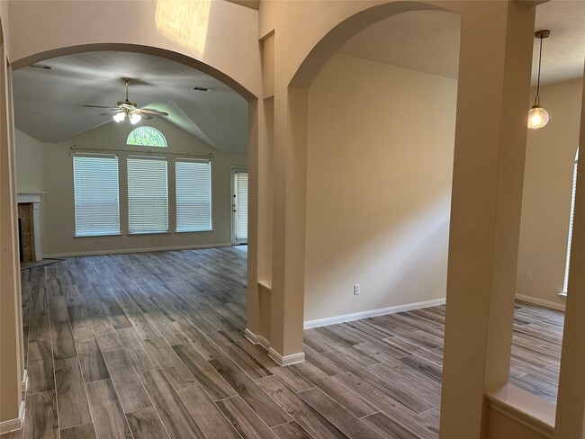 Building Photo - 17234 Rancho Verde Way