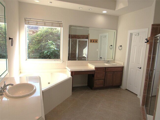 Building Photo - 15507 Marble Canyon Way