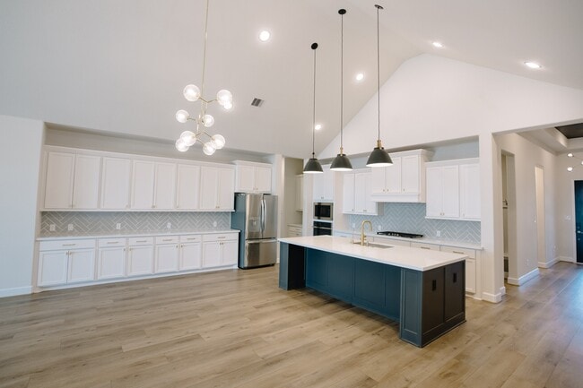 Building Photo - 24203 Norwood Groves Dr