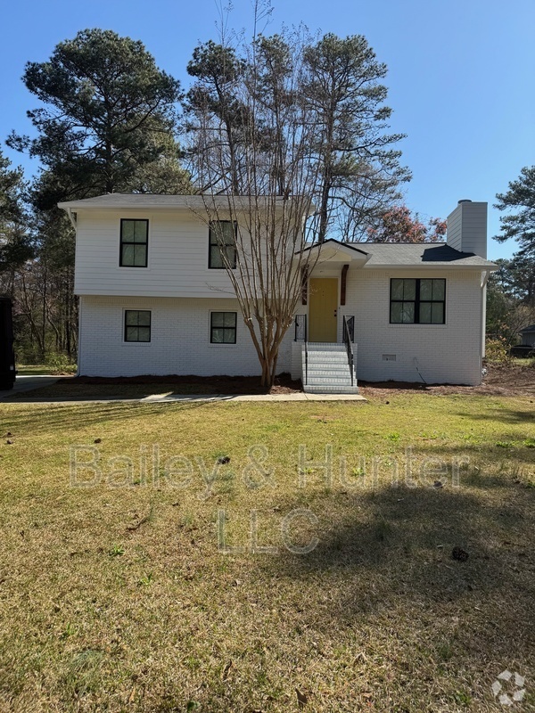 Building Photo - 45 Triple Crown Ln