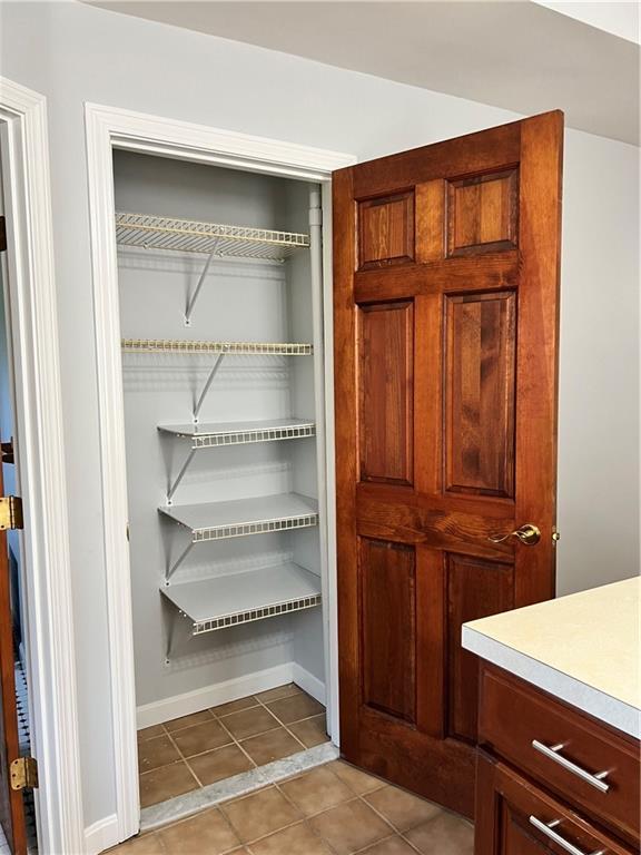 Building Photo - 15 Marion Ter