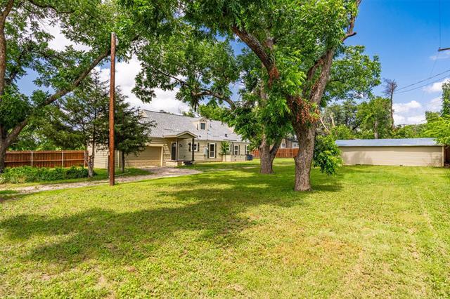 Building Photo - 2500 Fairway Dr