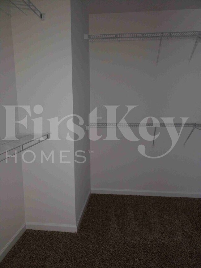 Building Photo - 1415 Paulonia Way
