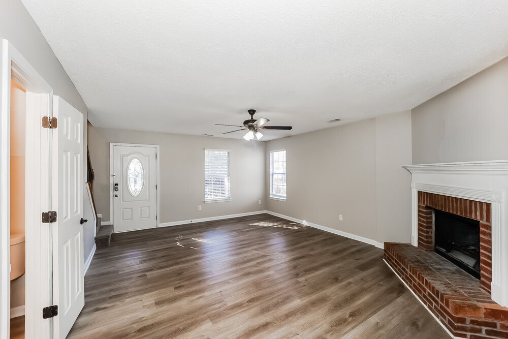 Building Photo - 15 Cityview Dr