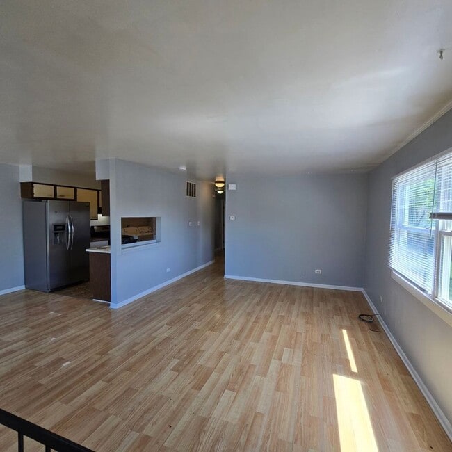 Building Photo - 20169 Ash Ln