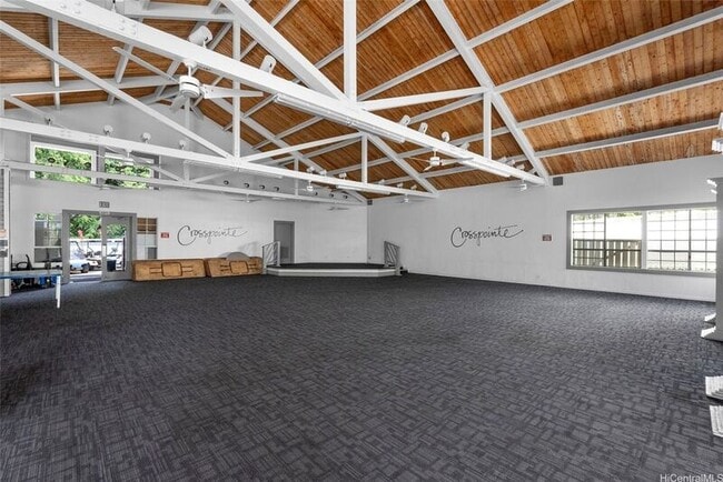 Building Photo - 605 Mananai Pl