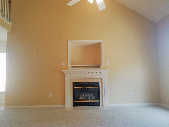 Building Photo - 9113 Stonecreek Club Pl