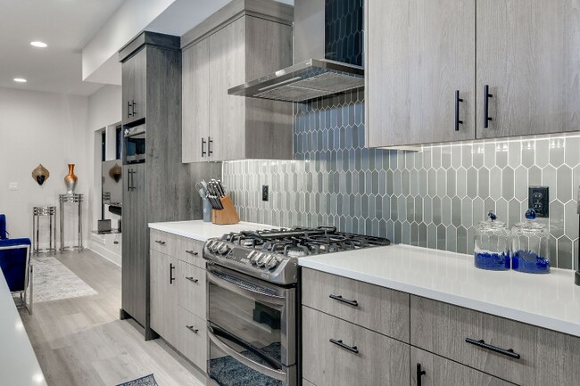 Building Photo - 1013 Park Ave