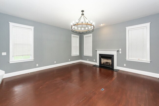 Building Photo - 115 Blackwater Dr