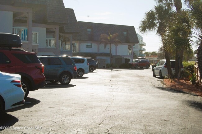 Building Photo - 5350 Ocean Beach Blvd