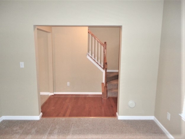 Building Photo - 2626 Dutch Grove Cir