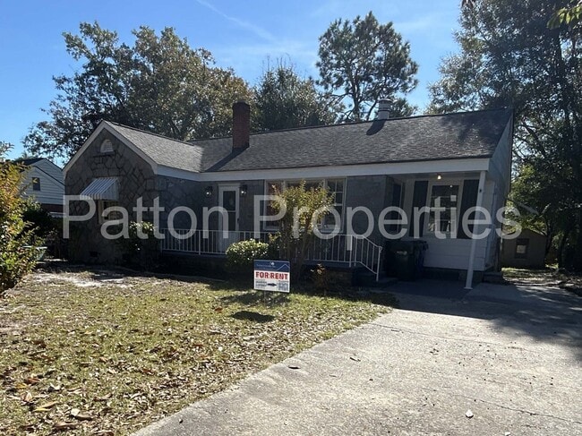 Building Photo - West Columbia Home