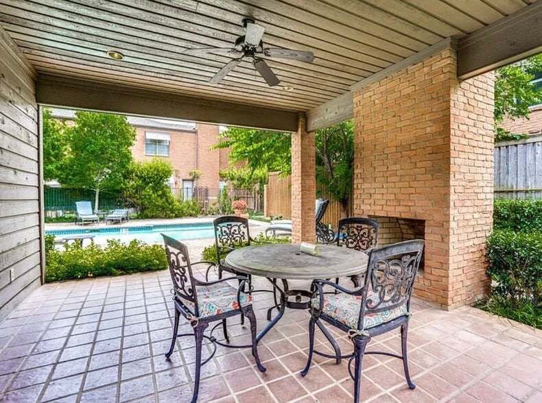 Community Patio - 5734 Remington Park Sq