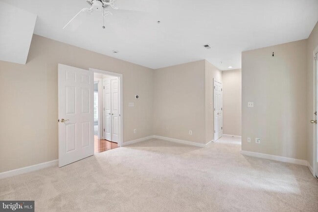 Building Photo - 508 S Fayette St
