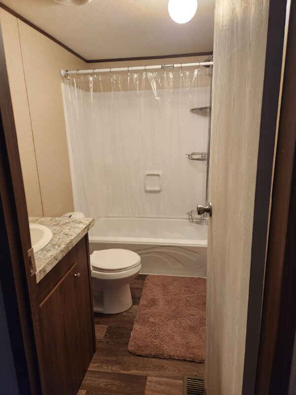 Building Photo - 1205 3rd Ave