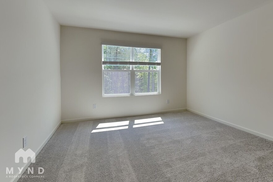 Building Photo - 3017 Fulong Dr