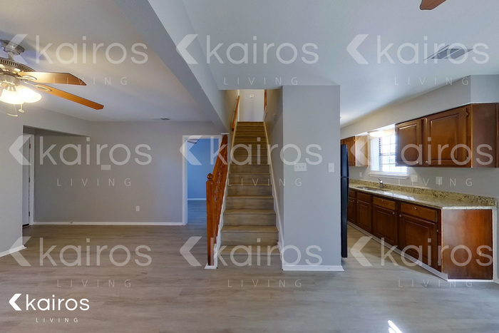 Building Photo - 2134 Woodnote Ln