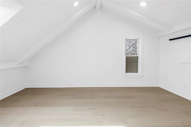 Building Photo - 1355 Pinellas Bayway S