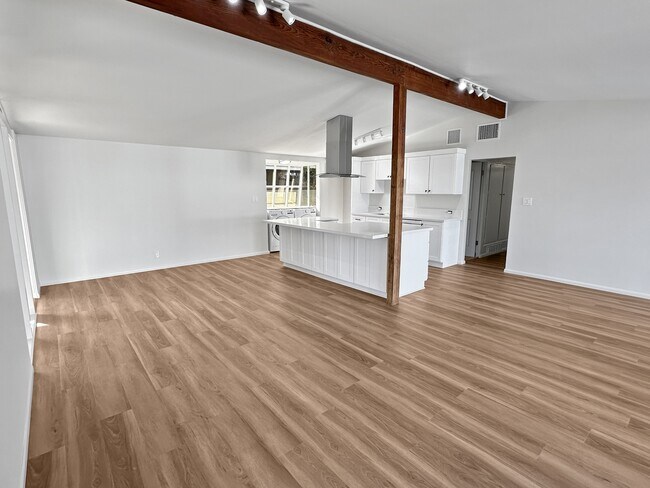 Building Photo - 1115 N Brand Blvd