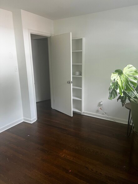 Bedroom - 2209 Atlanta St