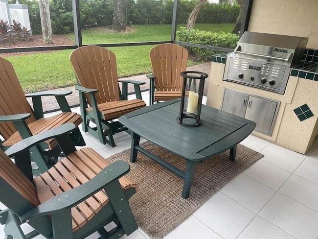 Building Photo - 9391 Bridgeport Dr