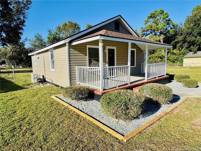 Building Photo - 790 Old Whiteville Rd