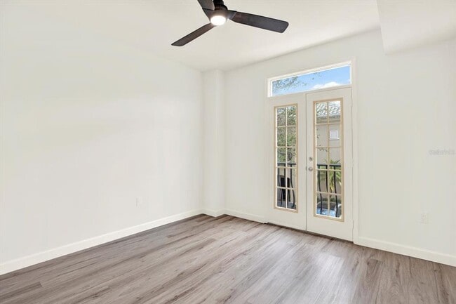 Building Photo - 501 Knights Run Ave