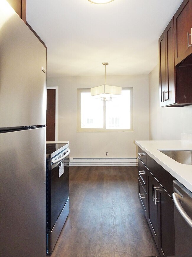 Building Photo - 1bd/1ba Seattle Condo
