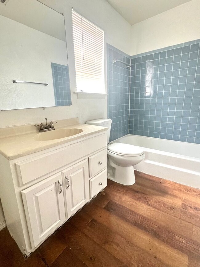 Building Photo - Affordable Comfort 3 Bedroom with 1.5 Bath Home