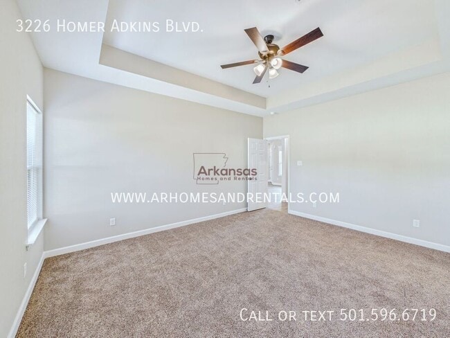 Building Photo - 3226 Homer Adkins Blvd