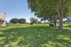 Building Photo - 259 Old Meadow Way