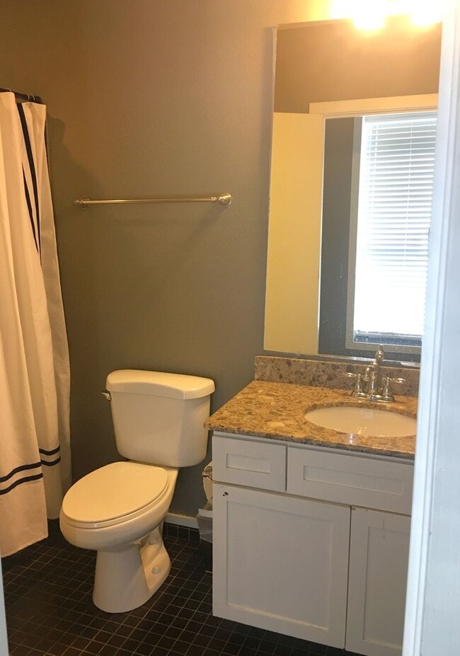 Building Photo - 31 E. Center RES