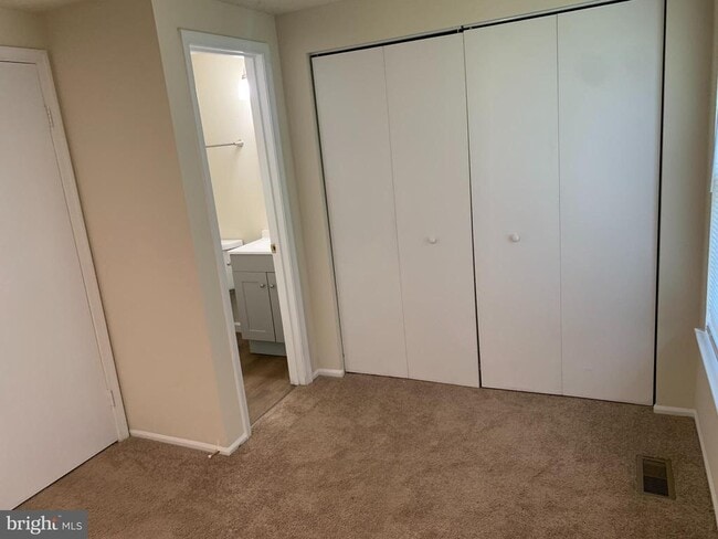Building Photo - 108 Wood Duck Cir