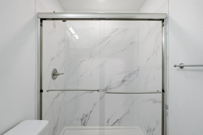 Building Photo - 18804 N 33rd Dr