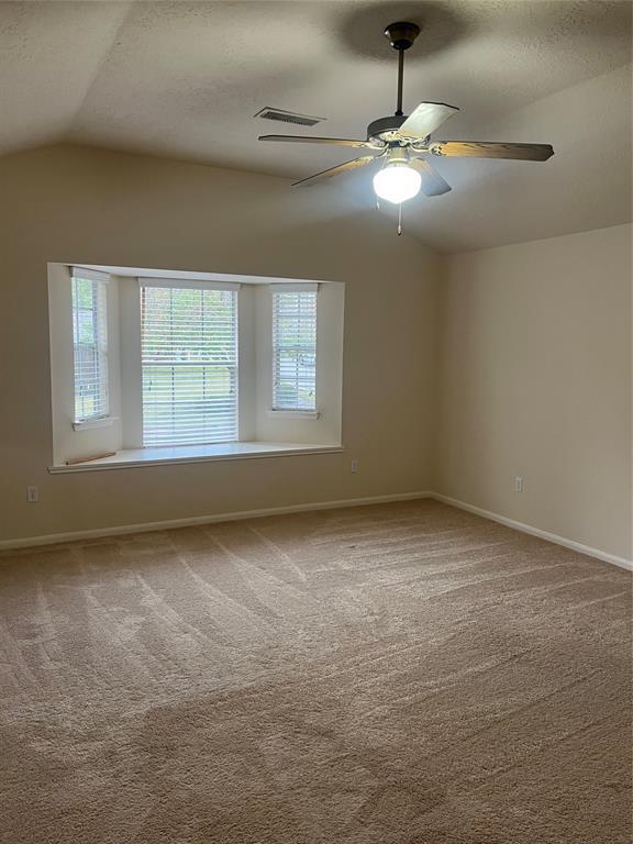 Building Photo - 302 Inverness Dr