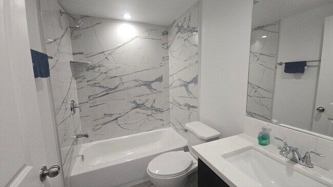 Building Photo - Graham(10422)