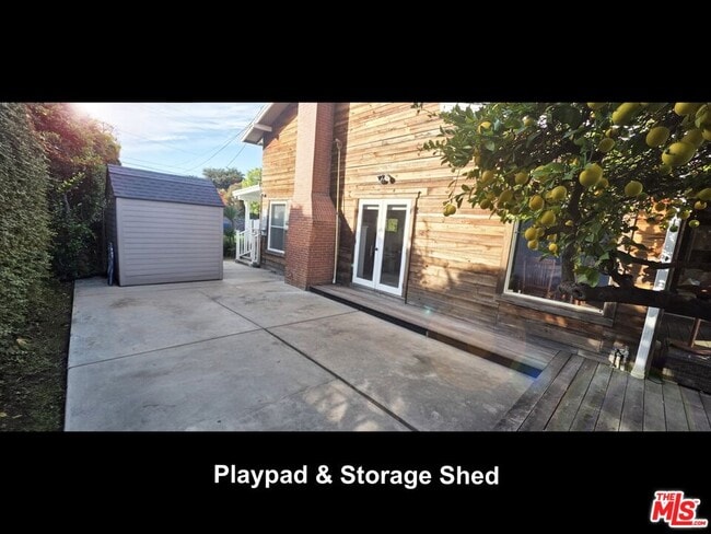 Building Photo - 4744 Haskell Ave