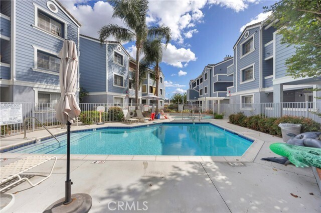 Building Photo - 111 S Lakeview Ave