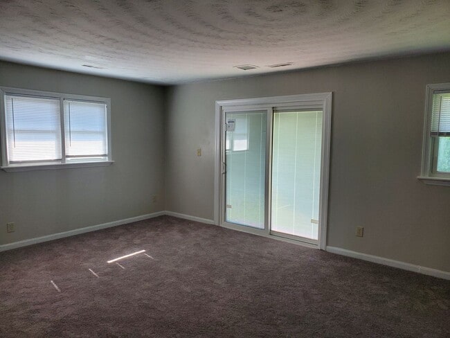 Building Photo - Haynes Tract