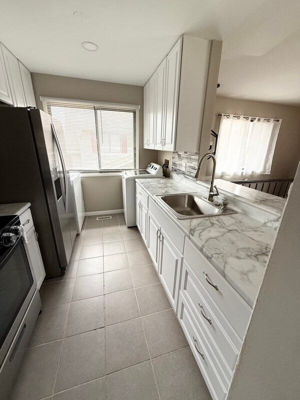 Building Photo - 29W535 Winchester Cir S