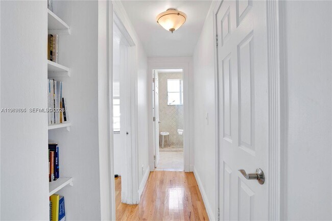 Building Photo - 1460 West Ave