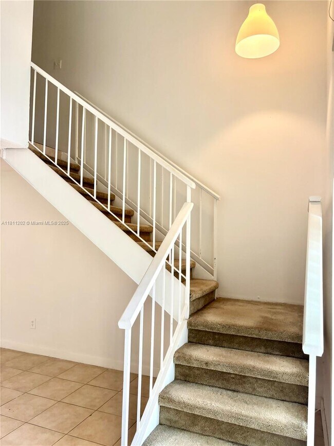 Building Photo - 8500 SW 109th Ave