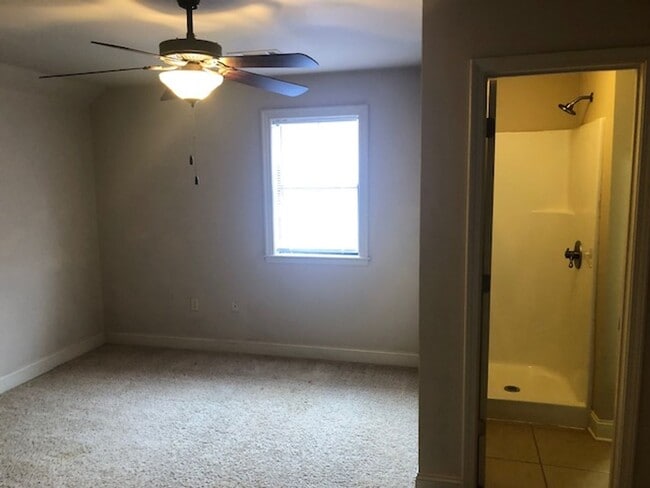 Building Photo - 1684 Gun Club Rd