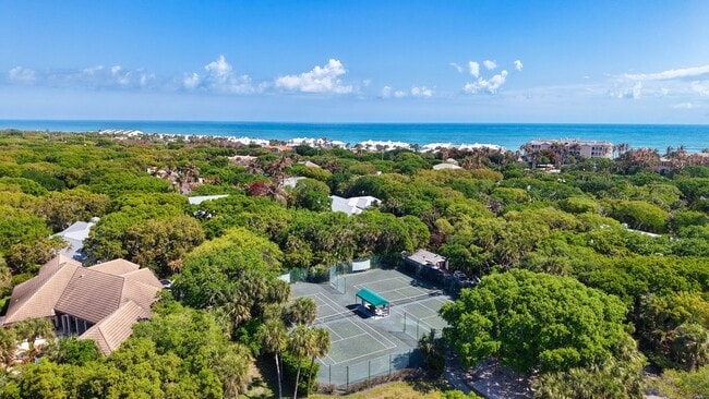 Building Photo - 410 Arrowhead Trail