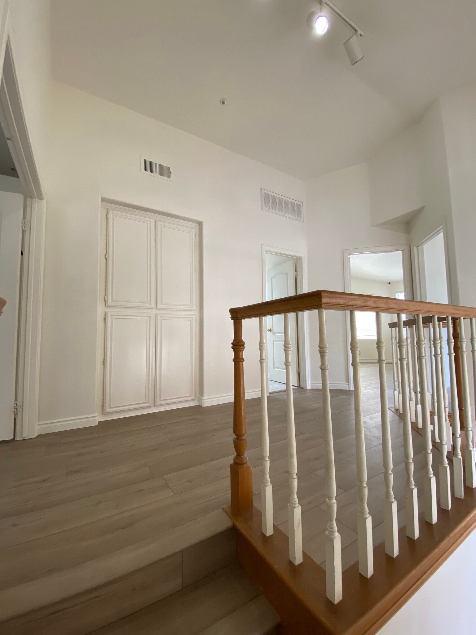 Upstairs landing - 915 W Arrow Hwy